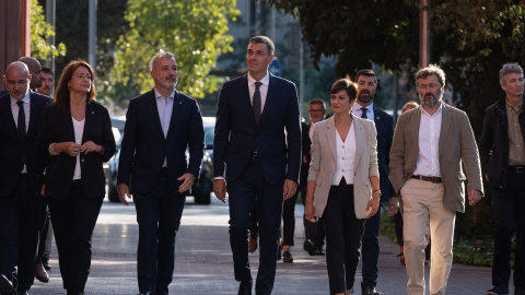 Pedro Sánchez, junto a la ministra de Vivienda Isabel Rodríguez y el alcalde de Barcelona, Jaume Collboni el pasado lunes.