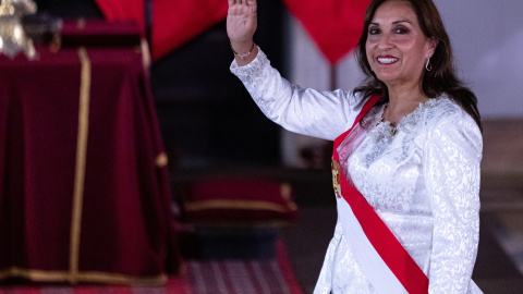 Dina Boluarte, elegida presidenta de Perú tras la caída de Pedro Castillo.