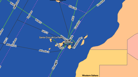 Esquema de los grandes cables submarinos que rodean las Islas Canarias.