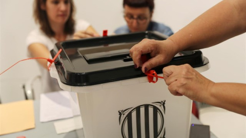 Urna del referèndum de l'1-O. REUTERS