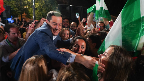 El presidente andaluz, Juanma Moreno, la noche electoral.