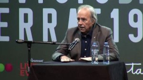 Serrat: "He decidido dejar el escenario, no dejar de escribir, de componer, de vivir"