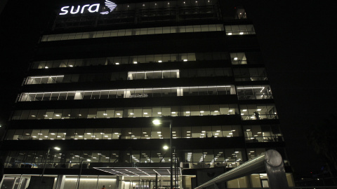 Edificio donde se encuentran las oficinas de la empresa española Indra en Buenos Aires, Argentina. EFE/Alberto Ortiz