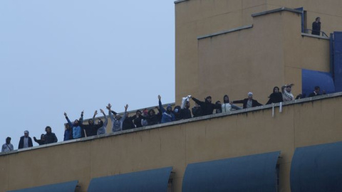 Internos del CIE de Aluche protestan contra sus condiciones en 2016.- EUROPA PRESS/ARCHIVO