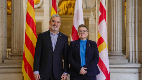 L'alcalde de Barcelona, Jaume Collboni, i l'alcaldessa de Manchester, Bev Craig.