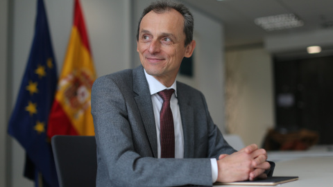 El ministro de Ciencia e Innovación, Pedro Duque, durante una entrevista para Europa Press.