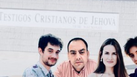 Miedo, denuncias de abusos y "muerte social": lo que cuentan quienes salen de los Testigos de Jehová