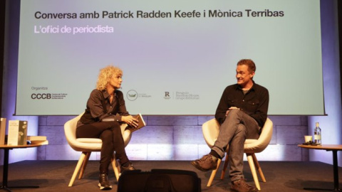 Un momento de la presentación del nuevo libro del periodista americano Radden Keefe.