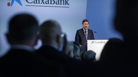 El presidente de Caixabank, Jose Ignacio Goirigolzarri, durante su inervención en la junta  de accionistas de la entidad, en Valencia. E.P./Rober Solsona