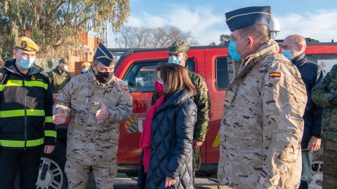 La ministra de Defensa, Margarita Robles, en una visita a la base aérea de Torrejón. Imagen de Archivo.