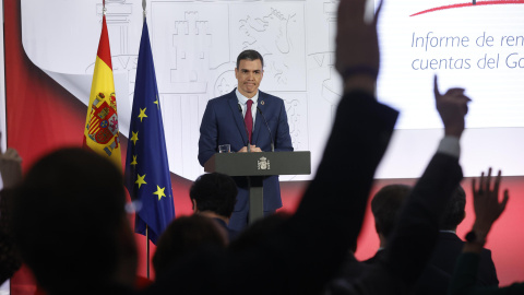 El presidente del Gobierno, Pedro Sánchez comparece antes los medios tras el Consejo de Ministros celebrado en el Palacio de La Moncloa en Madrid este martes