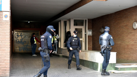 Agentes de la Policía Nacional a 14 de febrero de 2022 en Catalunya