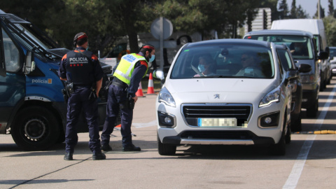 Un control de mobilitat dels Mossos a les Terres de l'Ebre.