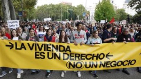 Miles de personas piden soluciones a la crisis de vivienda: "Los caseros nos roban el sueldo"