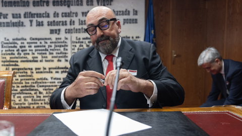 El exasesor del exministro José Luis Ábalos, Koldo García, comparece en la Comisión del Senado sobre la investigación de las mascarillas durante el COVID-19, a 22 de abril de 2024.