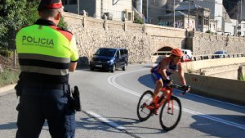 Controls simultanis a les carreteres amb més presència de ciclistes per "incrementar la sensació de seguretat"