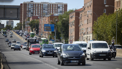 Coches en la A5