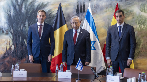 El primer ministro de Bélgica, Alexandre De Croo, el primer ministro de Israel, Benjamin Netanyahu y el presidente del Gobierno, Pedro Sánchez, el pasado 23 de noviembre de 2023.