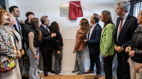 Imagen de la inauguración del IESO Almudena Grandes en Ugena (Toledo) con la participación del presidente de Castilla-La Mancha Emiliano García Page