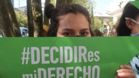 Las ecuatorianas luchan para despenalizar el aborto por violación: siete niñas dan a luz al día fruto de agresiones