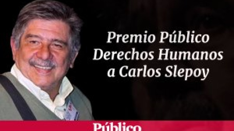 Público rinde homenaje póstumo al abogado Carlos Slepoy