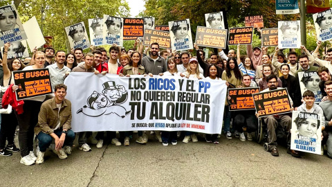 Miembros de Juventudes Socialistas de España (JSE), en la manifestación por la vivienda del pasado domingo,