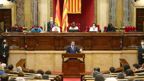 Una imatge de l'hemicicle durant la intervenció del president de la Generalitat, Pere Aragonès.