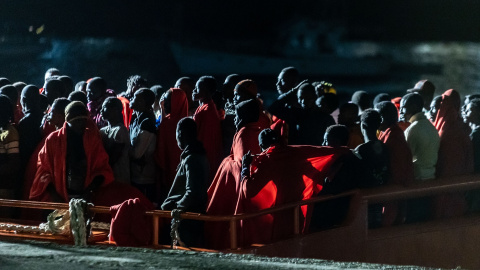 Foto de archivo de varios migrantes a su llegada a Gran Canaria.