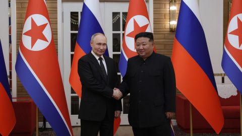 Foto de archivo del presidente ruso Vladimir Putin y del líder de Corea del Norte, Kim Jong Un.