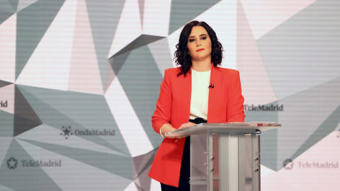 La candidata del Partido Popular a la presidencia de la Comunidad de Madrid, Isabel Díaz Ayuso, durante el debate electoral que los seis líderes de los principales partidos políticos madrileños celebran en los estudios de Telemadrid. EFE/Juanjo Martí