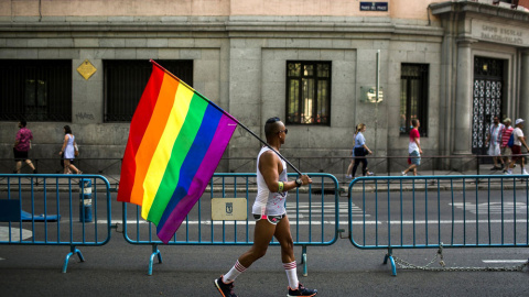 Asistentes a la manifestación del Orgullo en Madrid. EFE