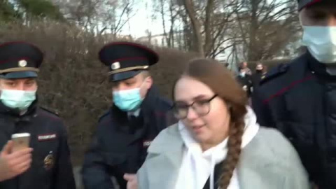 Un millar de detenidos en las protestas para exigir que Navalny reciba tratamiento médico en Rusia