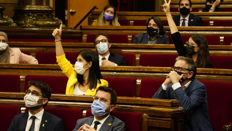 Imatge d'una de les votacions d'aquest dijous al Parlament, en el final del debat de política general.