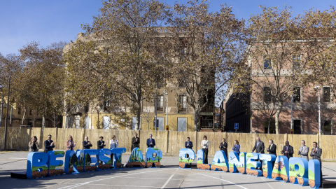 Representants de la Generalitat, l'Ajuntament de Barcelona, el govern espanyol i diversos centres unviersitaris i de recerca