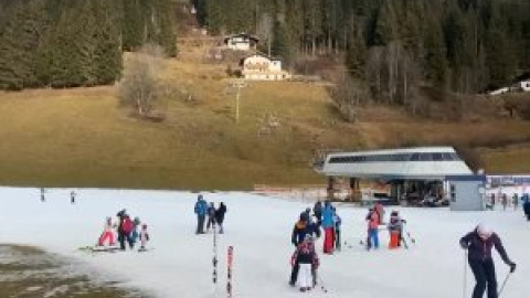 La falta de nieve amenaza le temporada de esquí en Austria