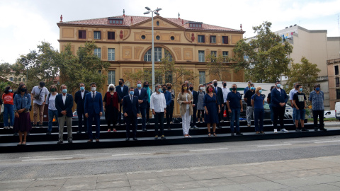 Fotografia de família de partits i entitats per commemorar el quart aniversari de l'1-O.