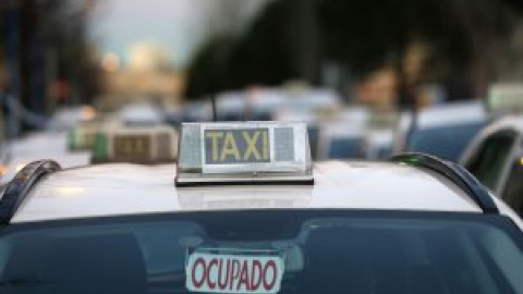 Picmi: així funciona la primera app de mòbil pública per demanar un taxi a Barcelona