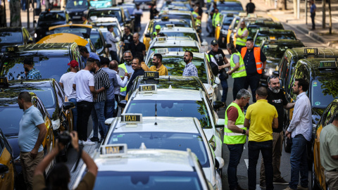 18/05/2022 - L'aturada dels taxistes aquest dimecres a Barcelona, contra la liberalització de les llicències VTC.