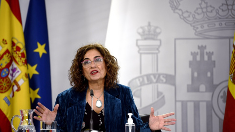 La ministra portavoz y de Hacienda, María Jesús Montero, comparece en rueda de prensa posterior al Consejo de Ministros celebrado en el Palacio de la Moncloa. E.P./O.CAÑAS/POOL