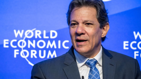 El nuevo ministro de Finanzas de Brasil, Fernando Haddad, durante una sesión de la reunión anual del Foro Económico Mundial (FEM) en Davos, a 17 de enero de 2023.