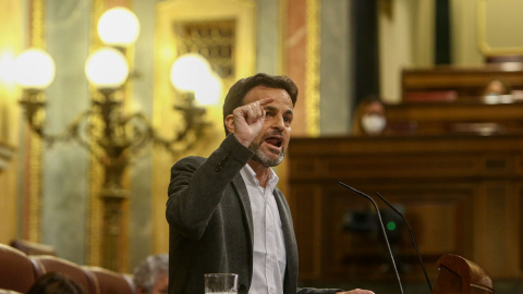 15/12/2020.- El presidente del grupo de Unidas Podemos en el Congreso, Jaume Asens, interviene durante una sesión plenaria en el Congreso de los Diputados, en Madrid (España), a 15 de diciembre de 2020. El Pleno del Congreso debate hoy la propuesta del 