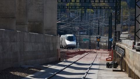 Llegada de un tren a la Estación Madrid Chamartín–Clara Campoamor, a 7 de noviembre de 2022, en Madrid.