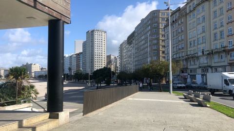 31/10/24 Salida del pub Andén, en A Coruña, junto al paseo marítimo en la zona donde se inició el linchamiento de Samuel Luiz