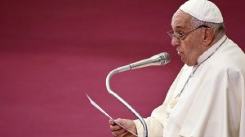 El papa vuelve a referirse en un encuentro con sacerdotes al "ambiente de mariconería" en el Vaticano