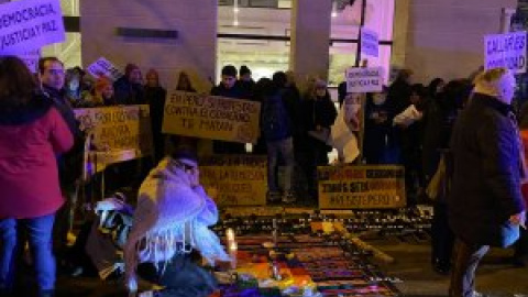 Así ha sido la manifestación frente a la embajada de Perú en Madrid