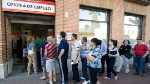 La reforma laboral deja a un millón de parados sin ingresos mientras la protección social alcanza máximos históricos