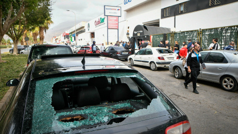 El granizo de la DANA deja lunas de los coches destrozadas