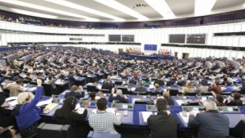 Un total de 17 eurodiputados del PSOE votan contra la resolución para defender la libertad de prensa en Marruecos