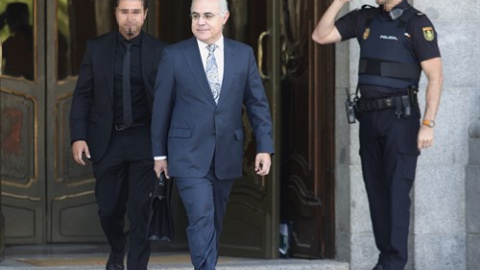 El magistrado del TS Pablo Llarena sale del Tribunal Supremo tras haber acordado, al notificarse la sentencia del ‘procés’ emitir una nueva orden europea e internacional de detención y entrega del ex presidente de la Generalitat de Cataluña Carles 