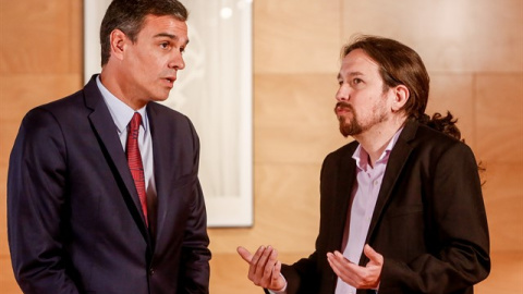 El presidente del Gobierno en funciones, Pedro Sánchez y el líder de Podemos, Pablo Iglesias. Europa Press